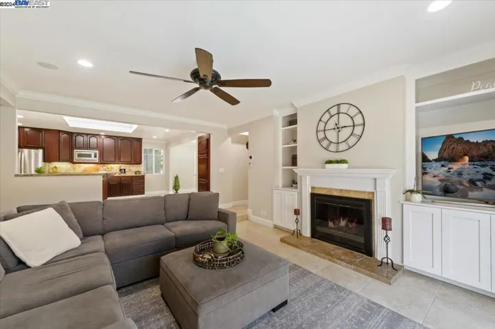 5725 San Carlos Way, Pleasanton, California 94566