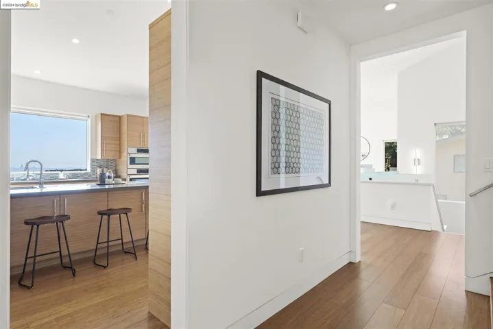 5695 Skyline Blvd, Oakland, California 94611