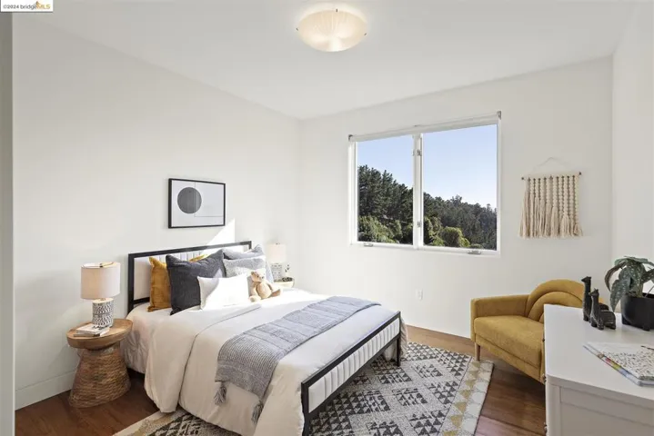 5695 Skyline Blvd, Oakland, California 94611