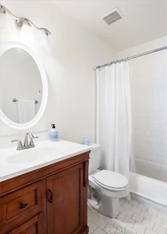 18645 Hatteras Street 289, Tarzana, California 91356