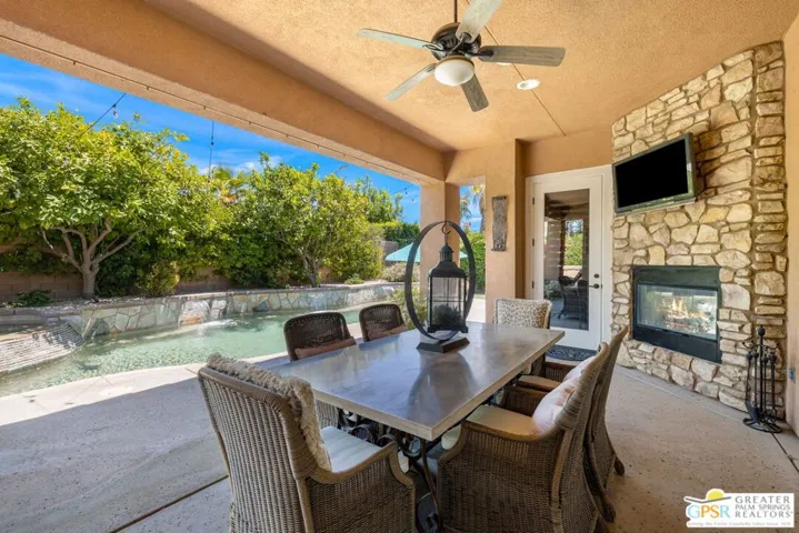 41650 Via Aregio, Palm Desert, California 92260