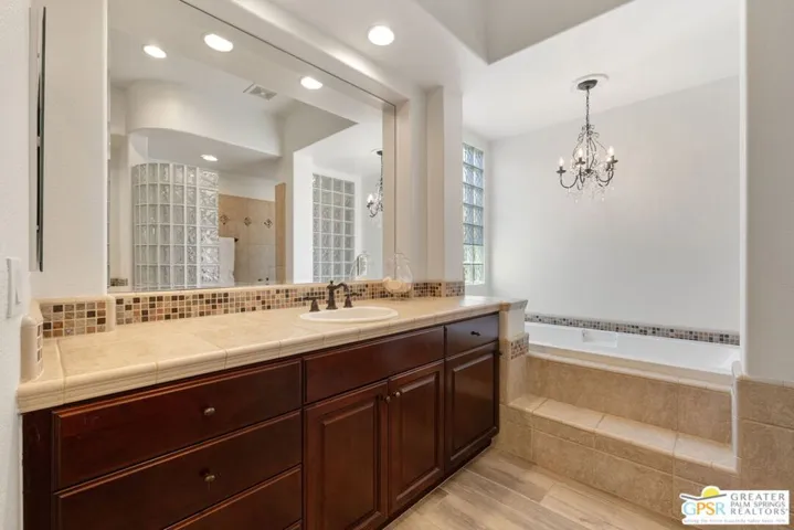 41650 Via Aregio, Palm Desert, California 92260
