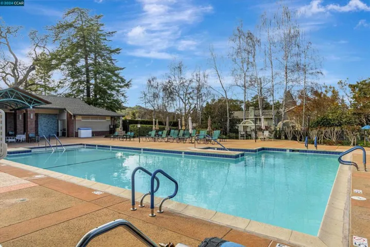 3210 Rossmoor Pkwy 1, Walnut Creek, California 94595