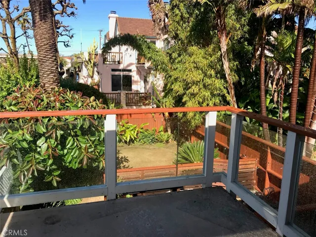 268 Pearl Street, Laguna Beach, California 92651