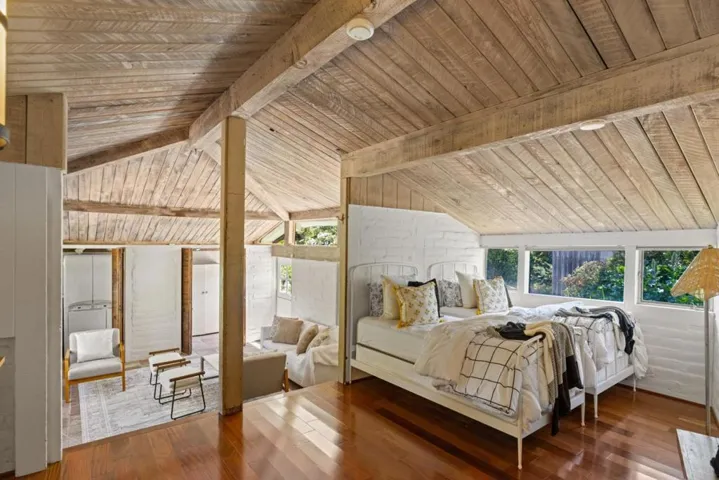 2 Deer Meadow, Carmel Valley, California 93924