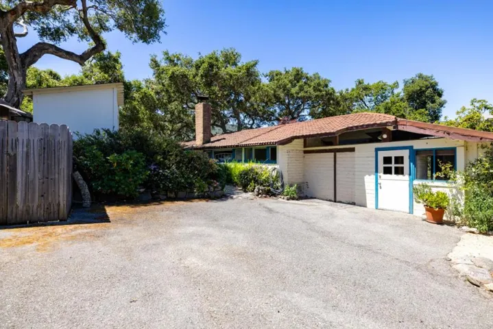 2 Deer Meadow, Carmel Valley, California 93924