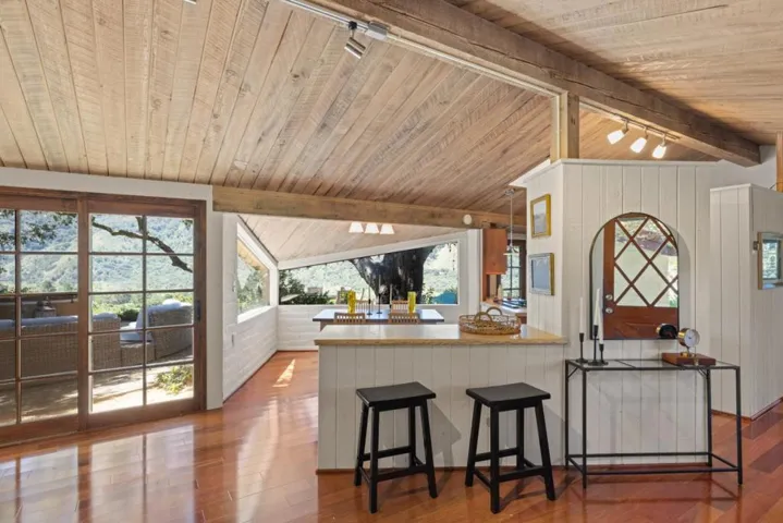 2 Deer Meadow, Carmel Valley, California 93924
