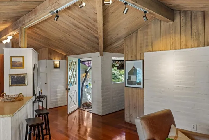 2 Deer Meadow, Carmel Valley, California 93924