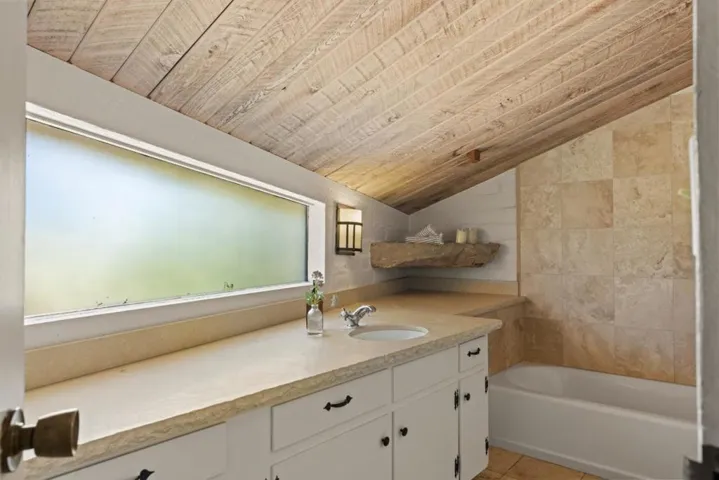 2 Deer Meadow, Carmel Valley, California 93924