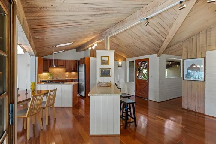 2 Deer Meadow, Carmel Valley, California 93924