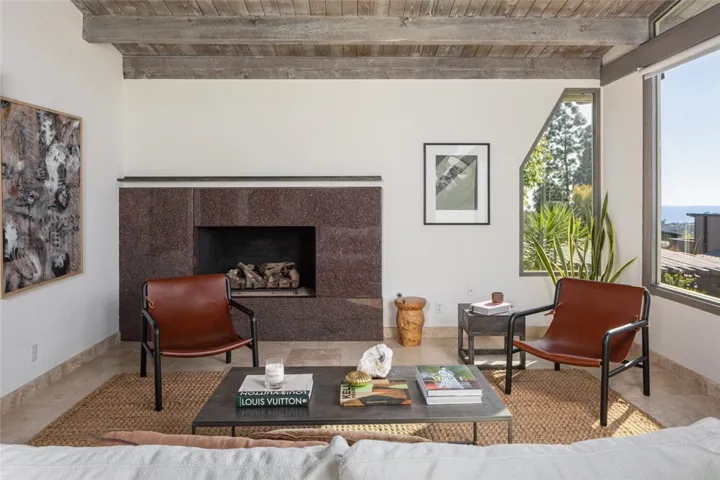 1450 Morningside Drive, Laguna Beach, California 92651