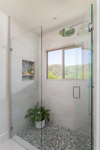 1450 Morningside Drive, Laguna Beach, California 92651