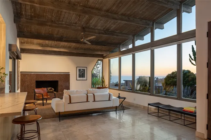 1450 Morningside Drive, Laguna Beach, California 92651