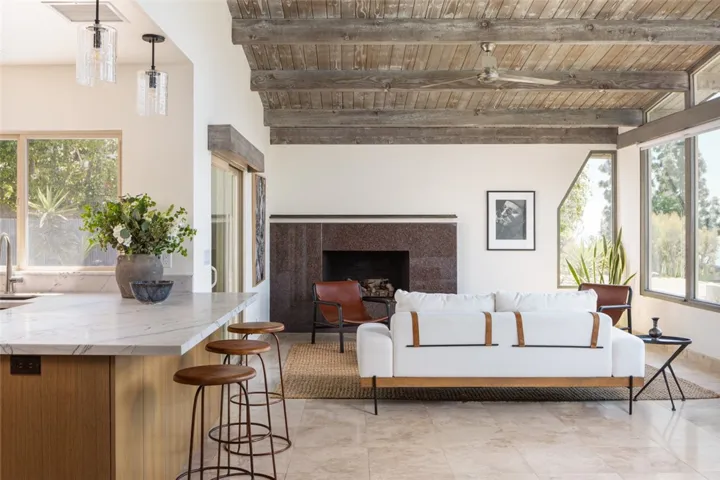 1450 Morningside Drive, Laguna Beach, California 92651