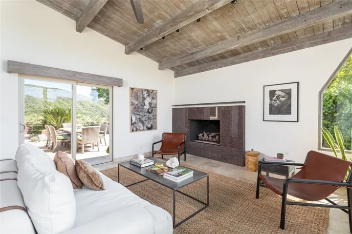 1450 Morningside Drive, Laguna Beach, California 92651