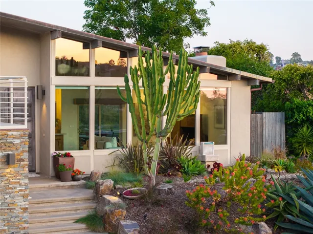 1450 Morningside Drive, Laguna Beach, California 92651