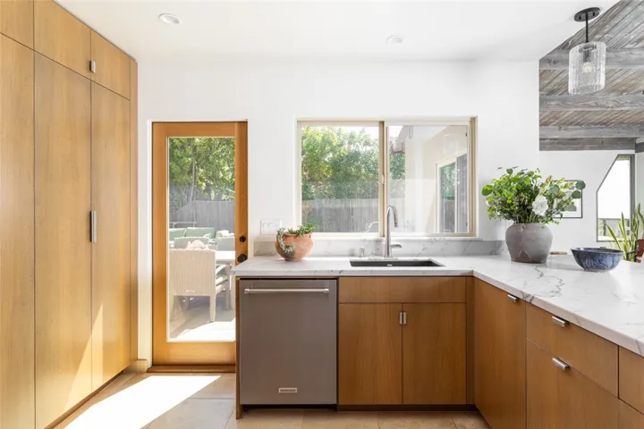 1450 Morningside Drive, Laguna Beach, California 92651