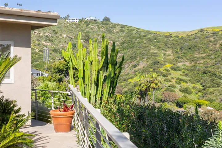 1450 Morningside Drive, Laguna Beach, California 92651