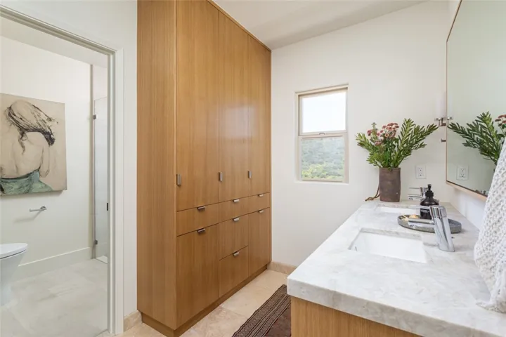 1450 Morningside Drive, Laguna Beach, California 92651