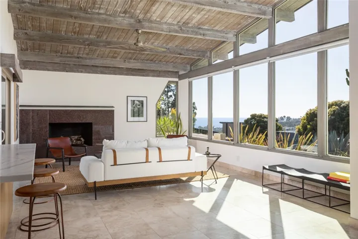 1450 Morningside Drive, Laguna Beach, California 92651