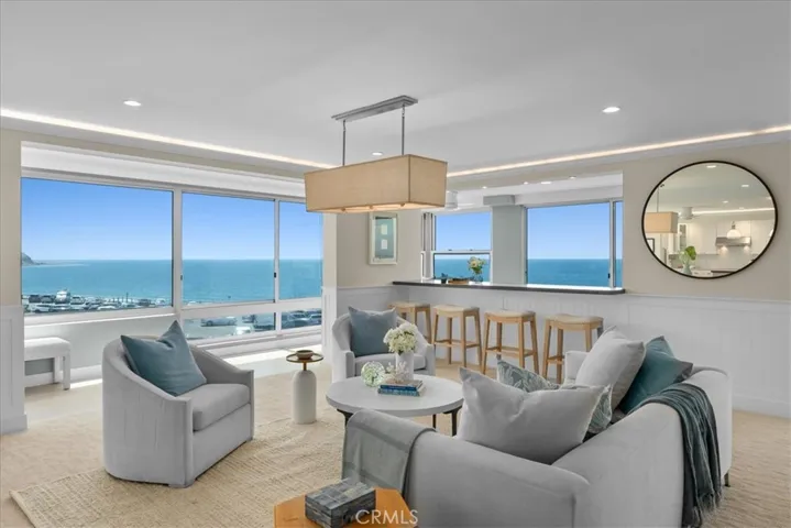 201 Calle Miramar 35, Redondo Beach, California 90277