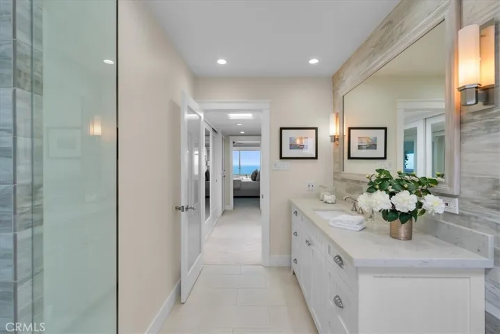 201 Calle Miramar 35, Redondo Beach, California 90277