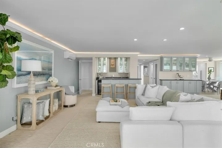 201 Calle Miramar 35, Redondo Beach, California 90277