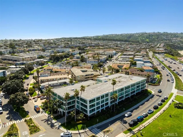 201 Calle Miramar 35, Redondo Beach, California 90277