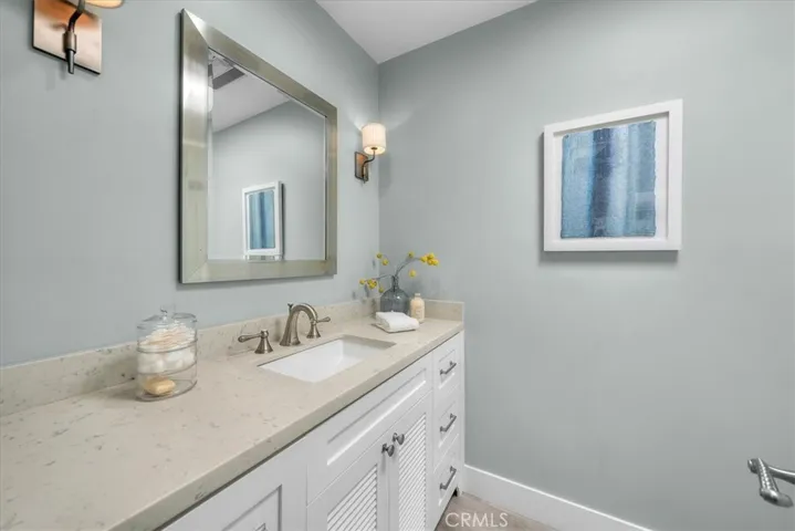 201 Calle Miramar 35, Redondo Beach, California 90277