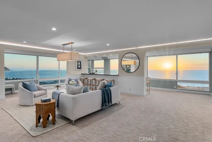201 Calle Miramar 35, Redondo Beach, California 90277