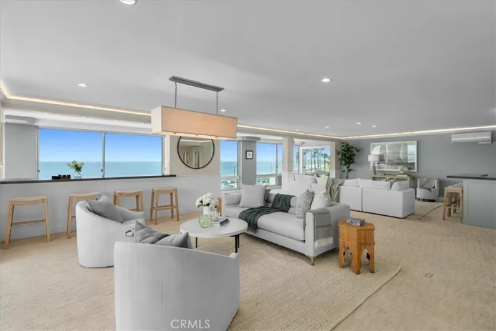 201 Calle Miramar 35, Redondo Beach, California 90277