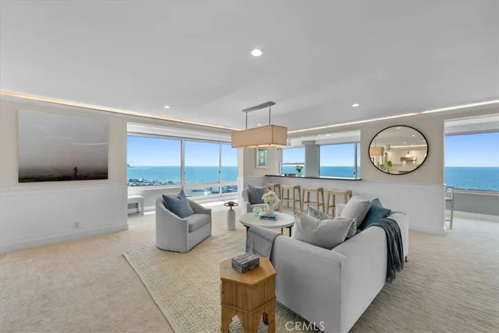 201 Calle Miramar 35, Redondo Beach, California 90277