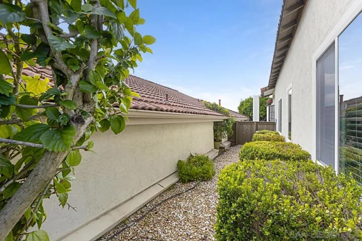 15827 Caminito Cercado, San Diego, California 92128