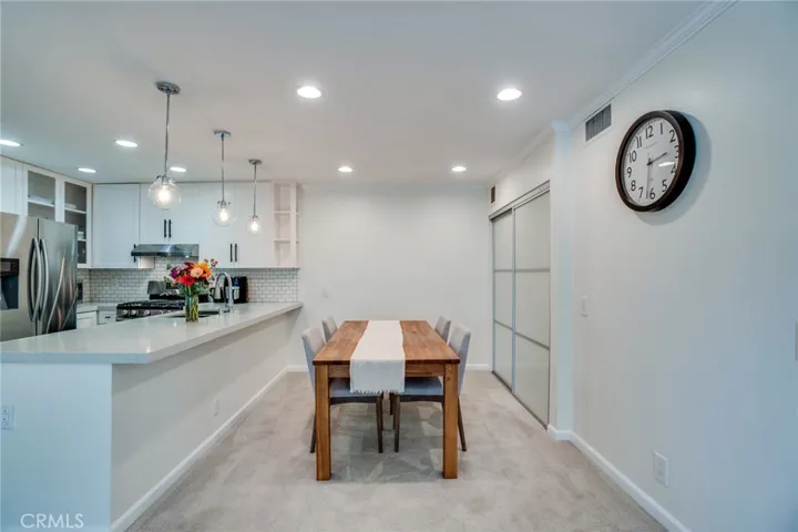 4702 Fulton Avenue 303, Sherman Oaks, California 91423
