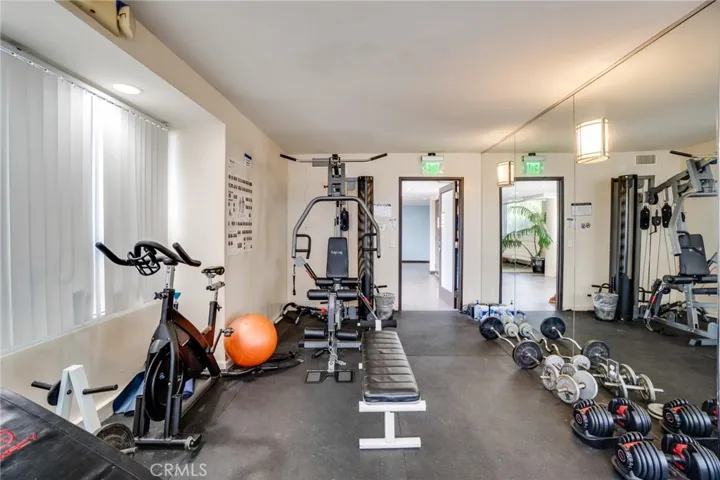 4702 Fulton Avenue 303, Sherman Oaks, California 91423