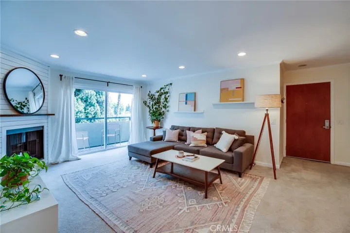4702 Fulton Avenue 303, Sherman Oaks, California 91423