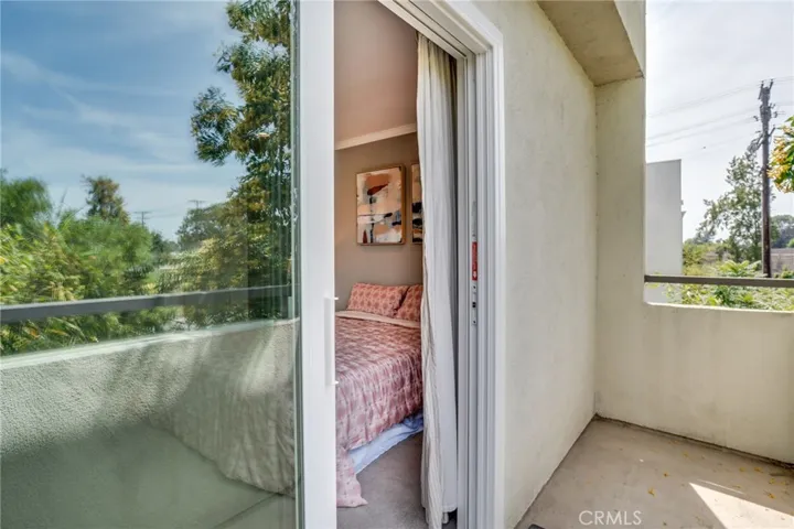 4702 Fulton Avenue 303, Sherman Oaks, California 91423