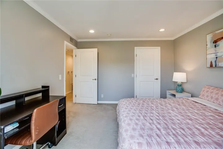 4702 Fulton Avenue 303, Sherman Oaks, California 91423
