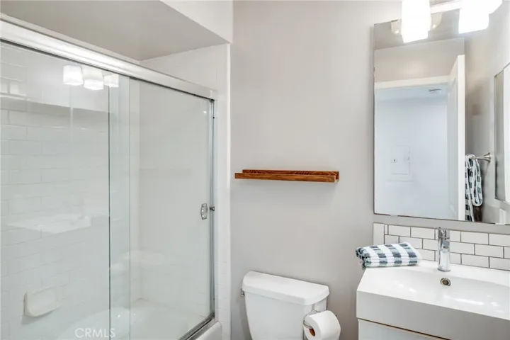 4702 Fulton Avenue 303, Sherman Oaks, California 91423