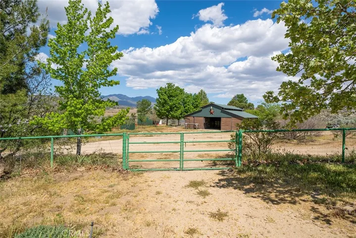 60006 Zoraida Road, Anza, California 92539