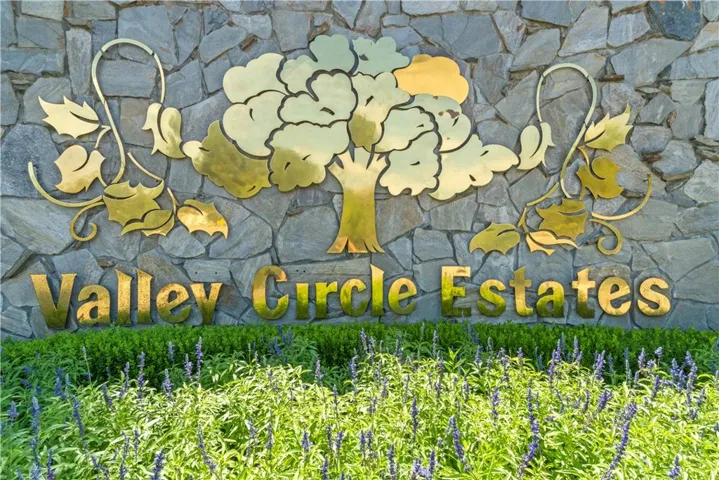 6167 Woodland View Drive, Woodland Hills, California 91367