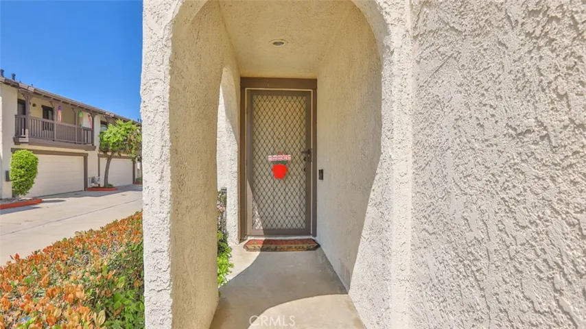 1121 Strawberry Ln, Glendora, California 91740