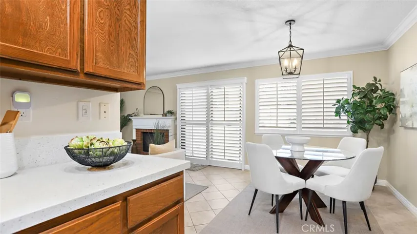 Kitchen/Dining area.