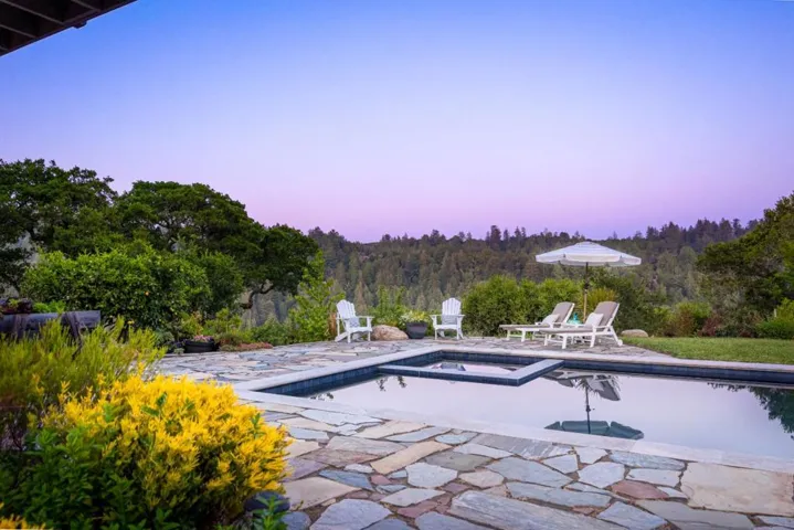 348 Los Robles Road, Soquel, California 95073