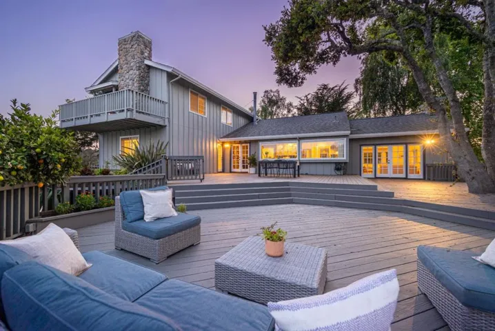 348 Los Robles Road, Soquel, California 95073