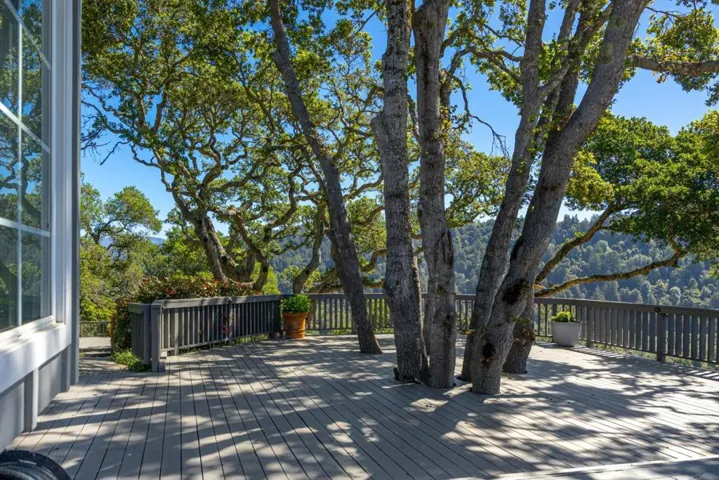 348 Los Robles Road, Soquel, California 95073