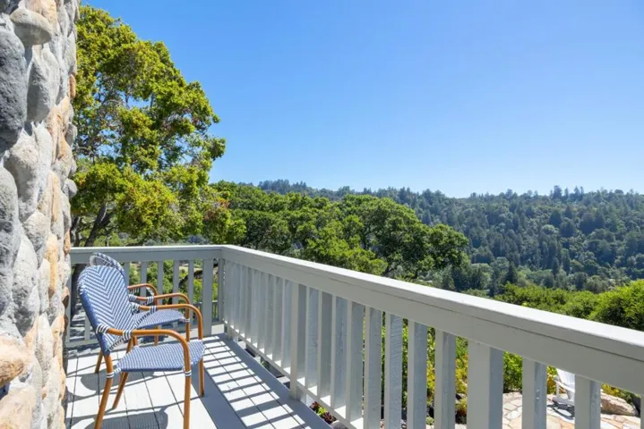 348 Los Robles Road, Soquel, California 95073