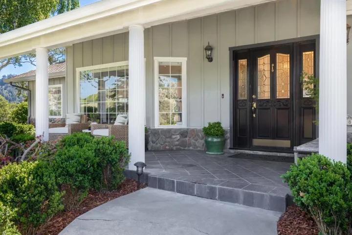 348 Los Robles Road, Soquel, California 95073