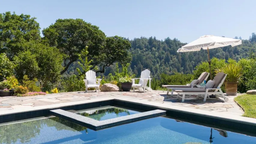 348 Los Robles Road, Soquel, California 95073