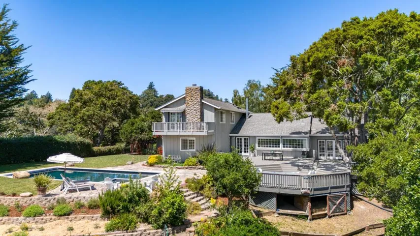 348 Los Robles Road, Soquel, California 95073
